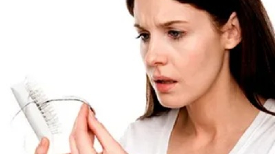 Causes Of Hair Loss and How Can It Be Treated
