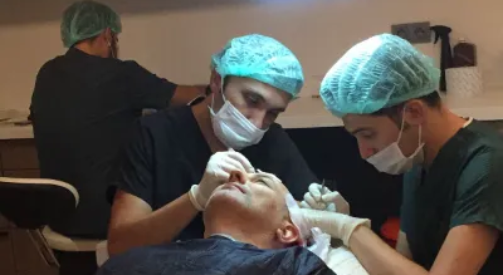 Best Clinic for Realistic Hair Transplant Hairline